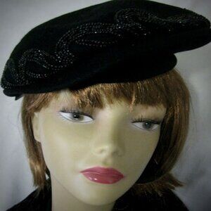1940's - 1950's Vintage Black Glass Beaded Beret Hat